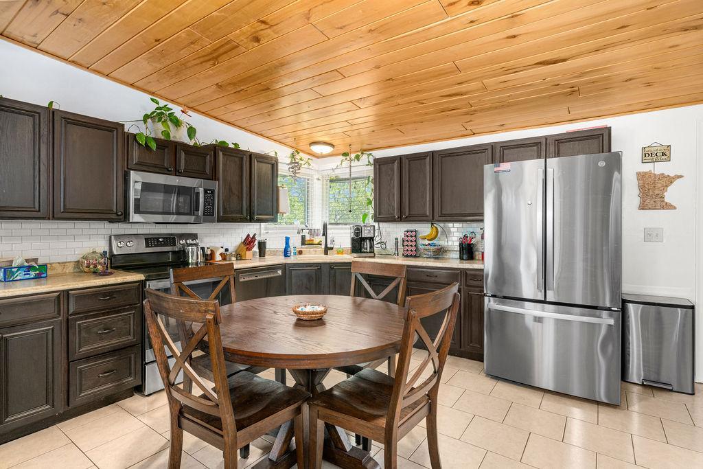 1724 Fern Avenue Property Photo 6