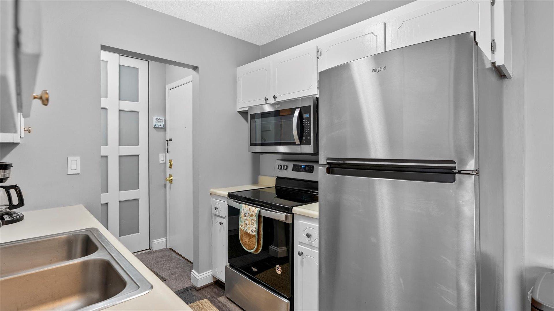 4397 Wilshire Boulevard E305 Property Photo 10