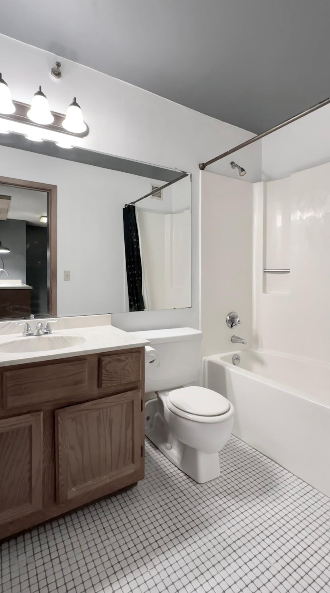433 S 7th Street 1711 Property Photo 11