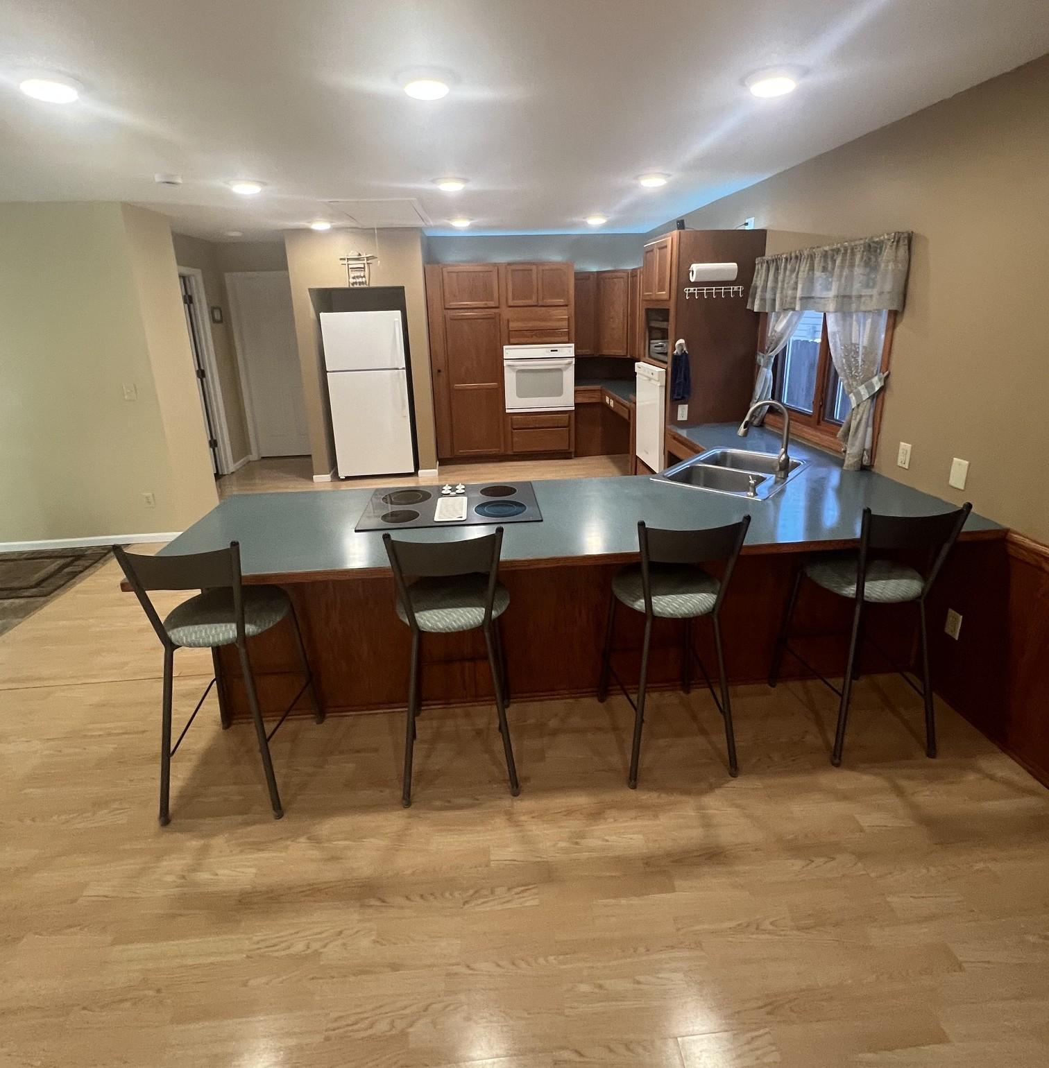 3929 Fordham Drive Ne Property Photo 12