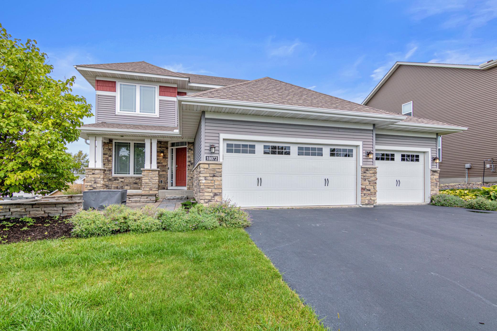 18072 Hyde Park Avenue Property Photo 1