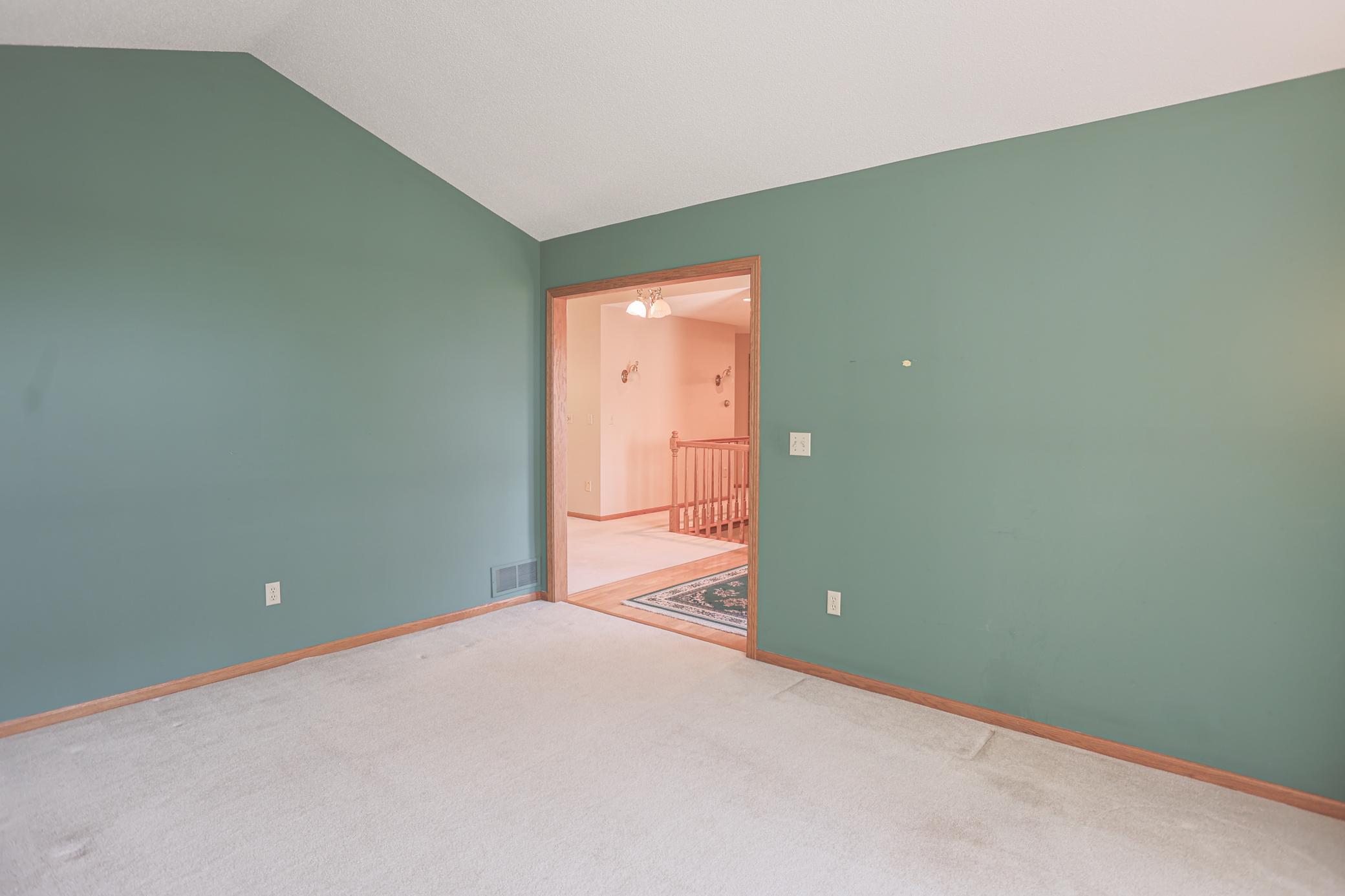 1825 Golf View Drive Property Photo 4