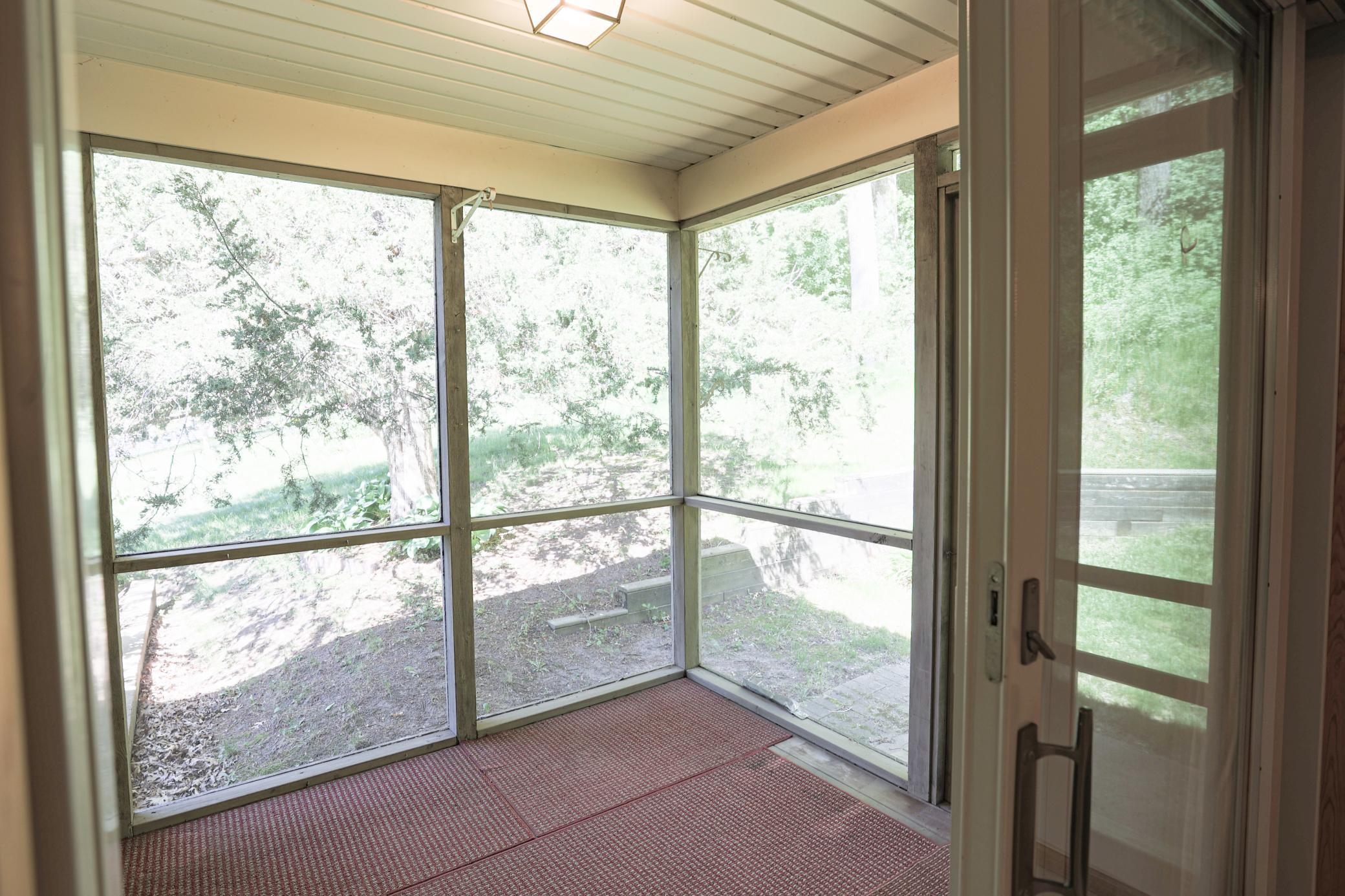 1825 Golf View Drive Property Photo 8