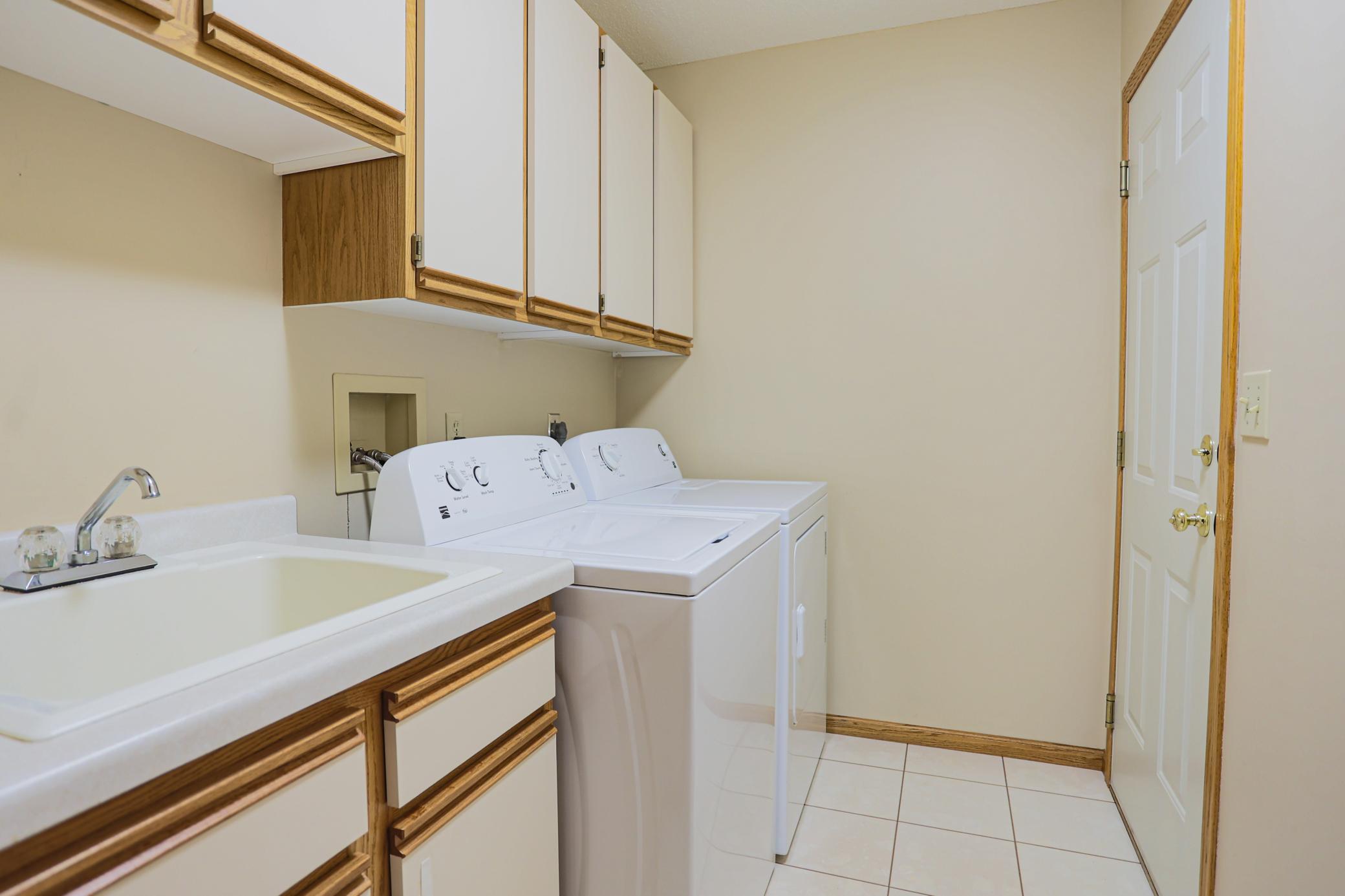 1825 Golf View Drive Property Photo 19