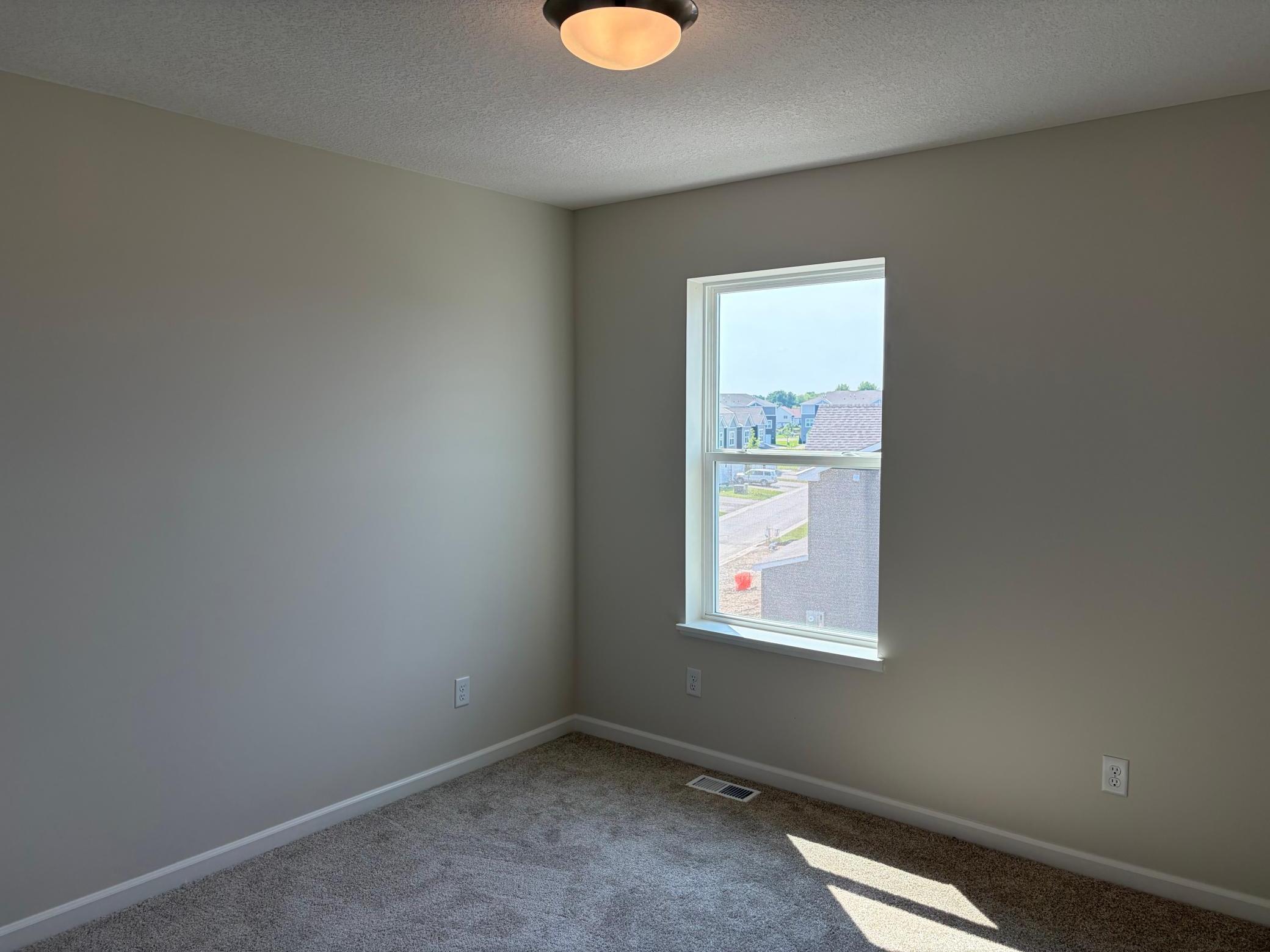 13612 Willow Drive Property Photo 9