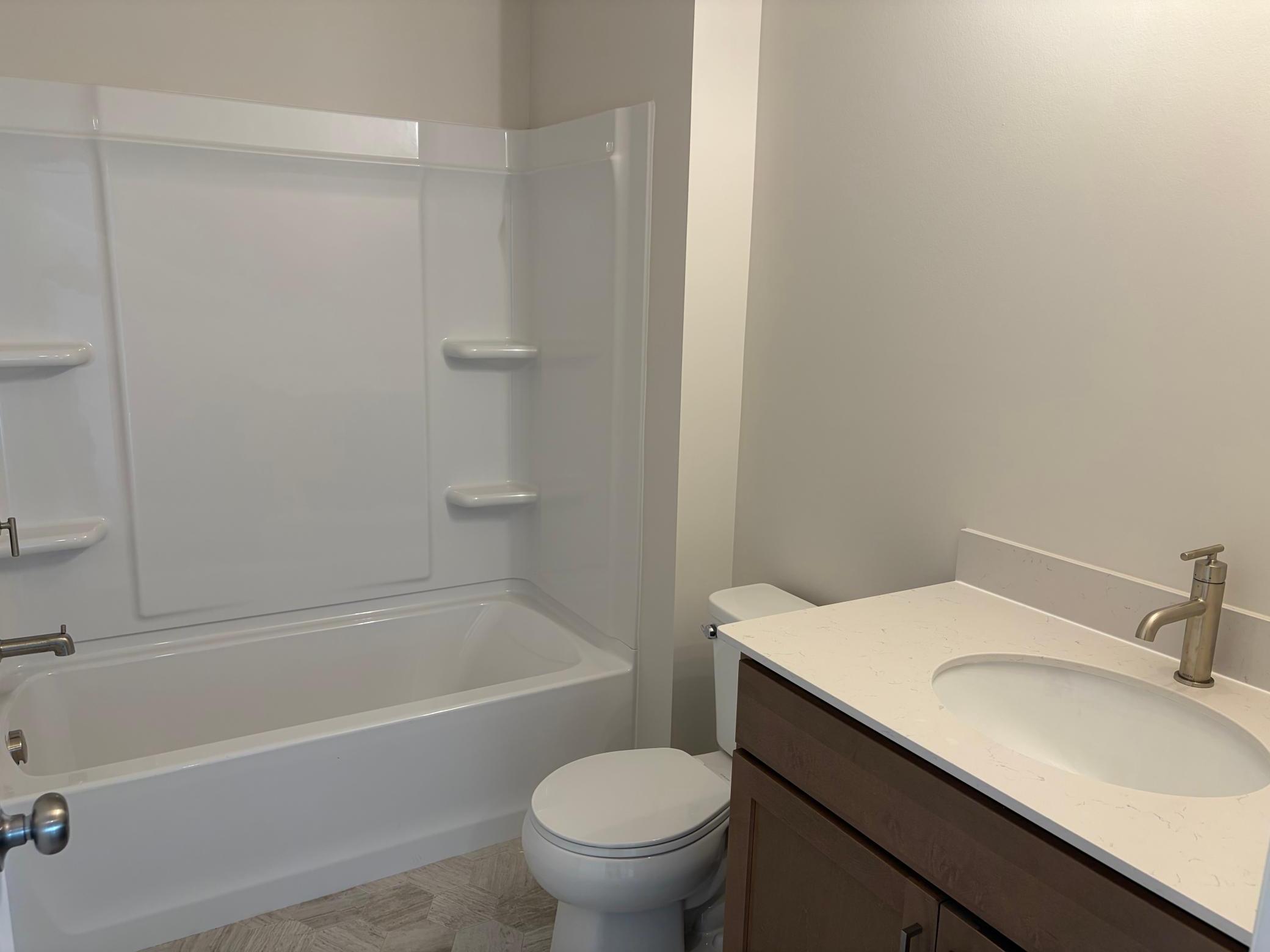 13612 Willow Drive Property Photo 10