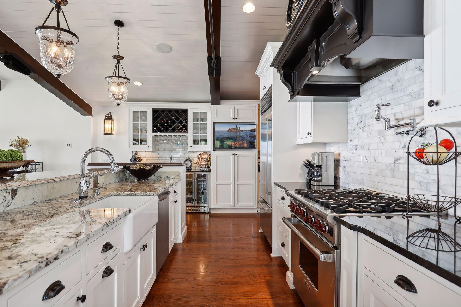 3035 Casco Point Road Property Photo 14