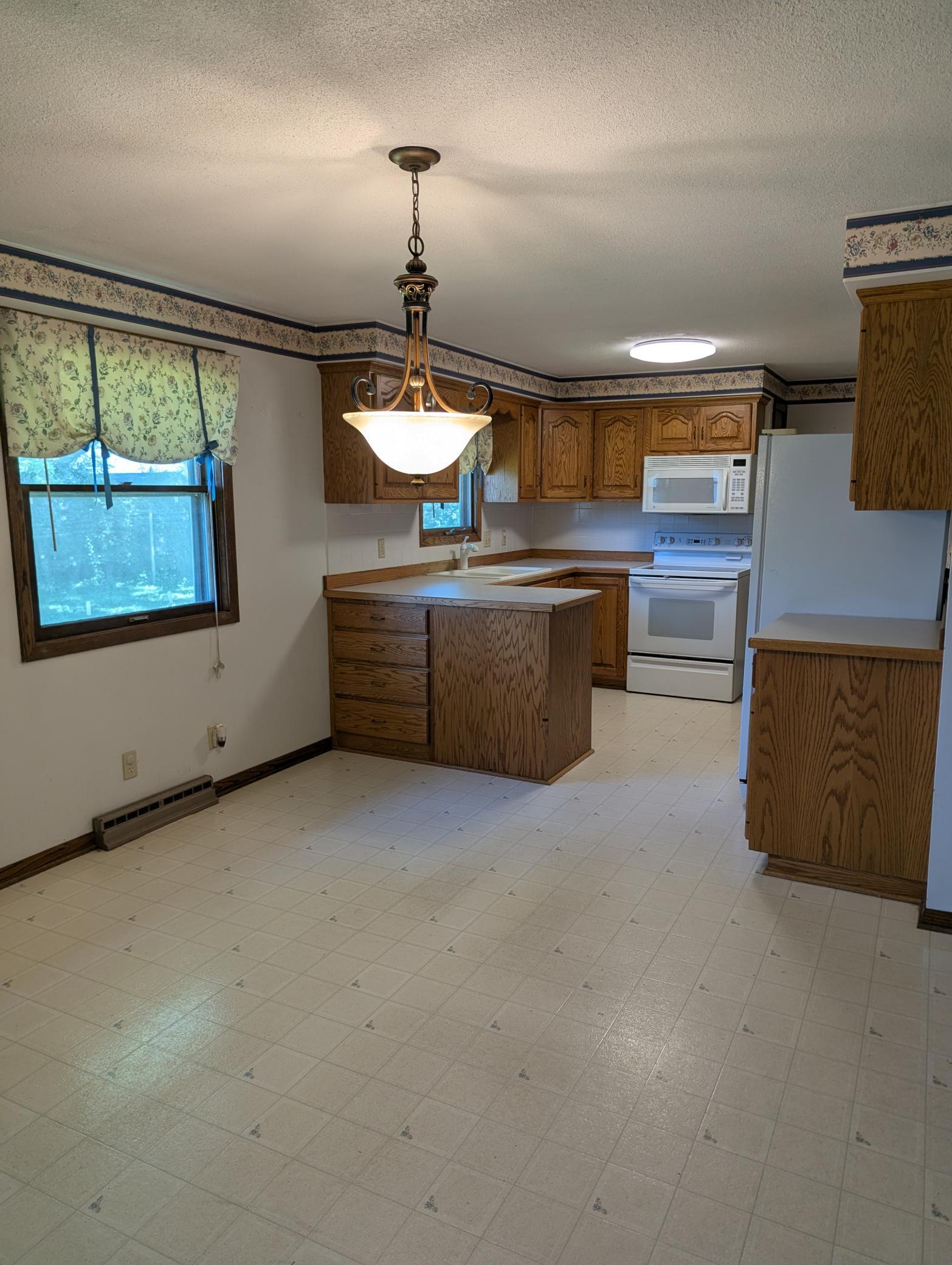 1005 Skylark Lane Property Photo 14