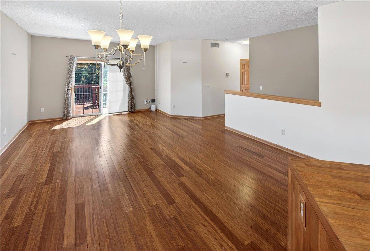 18576 Euclid Path Property Photo 12