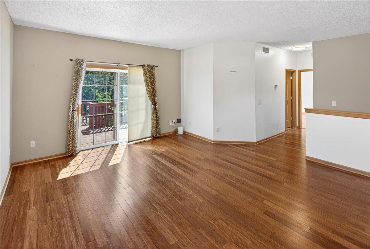 18576 Euclid Path Property Photo 13