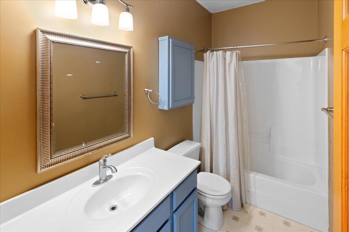 18576 Euclid Path Property Photo 17