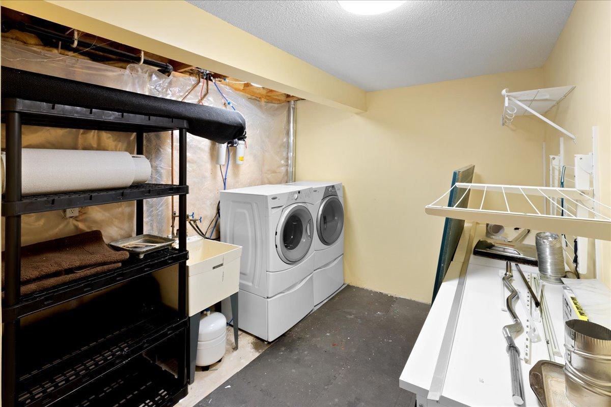 18576 Euclid Path Property Photo 34