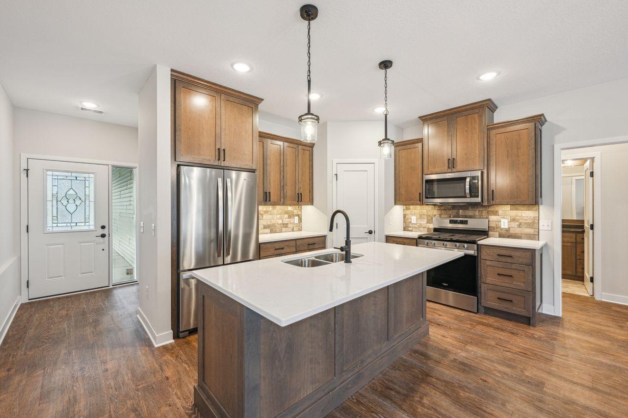 150 Morning Drive Property Photo 2