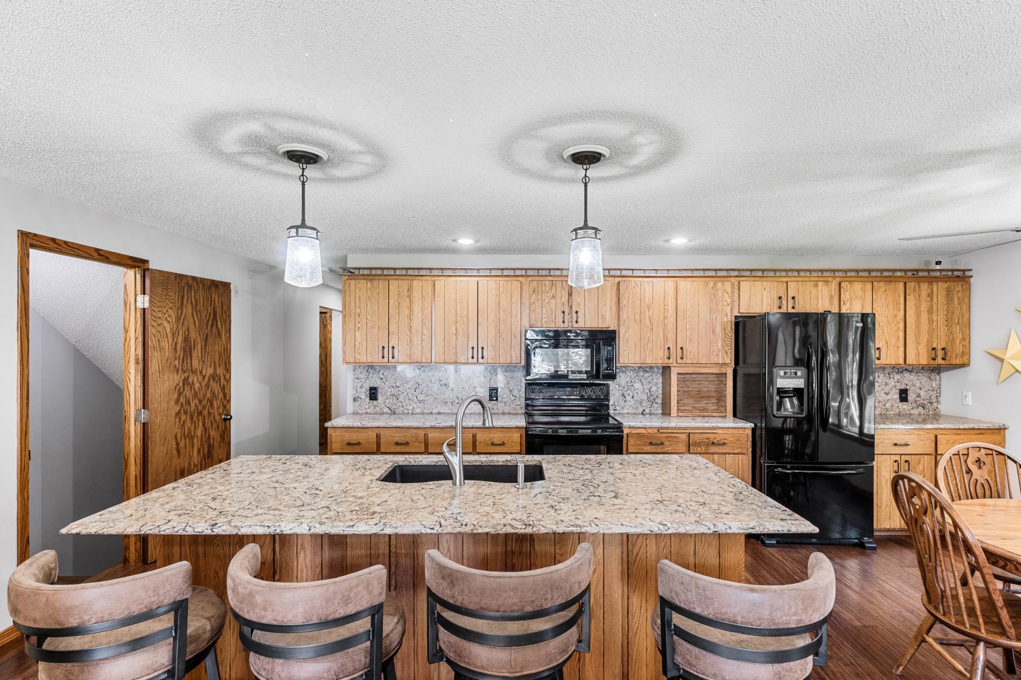 16740 Elmore Trail Property Photo 15