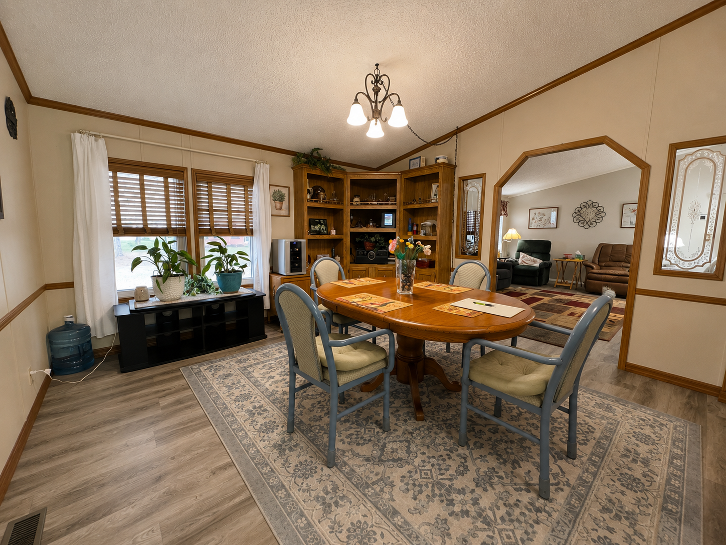 116 West Avenue Property Photo 7