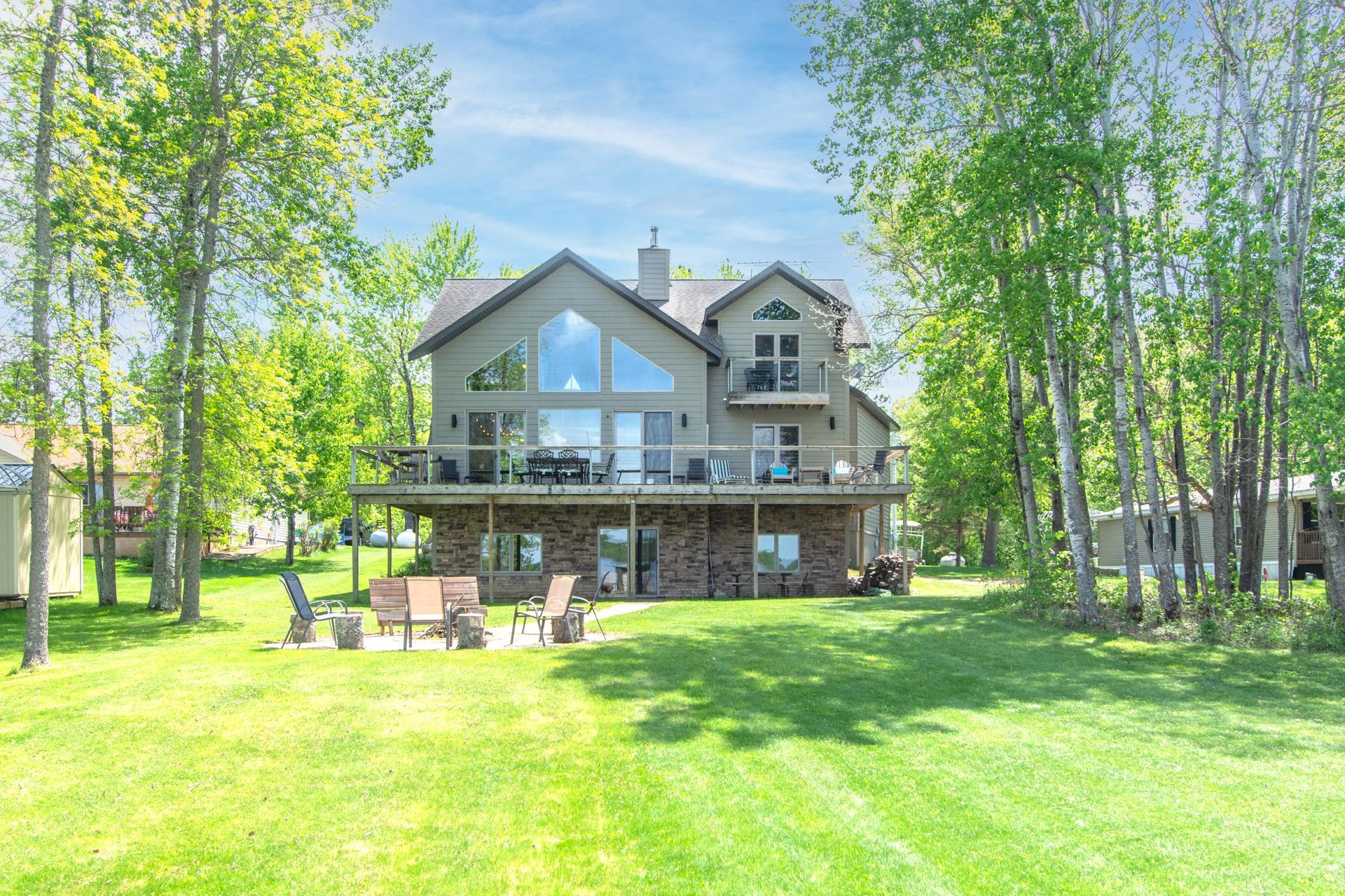47221 220th Place Property Photo 1