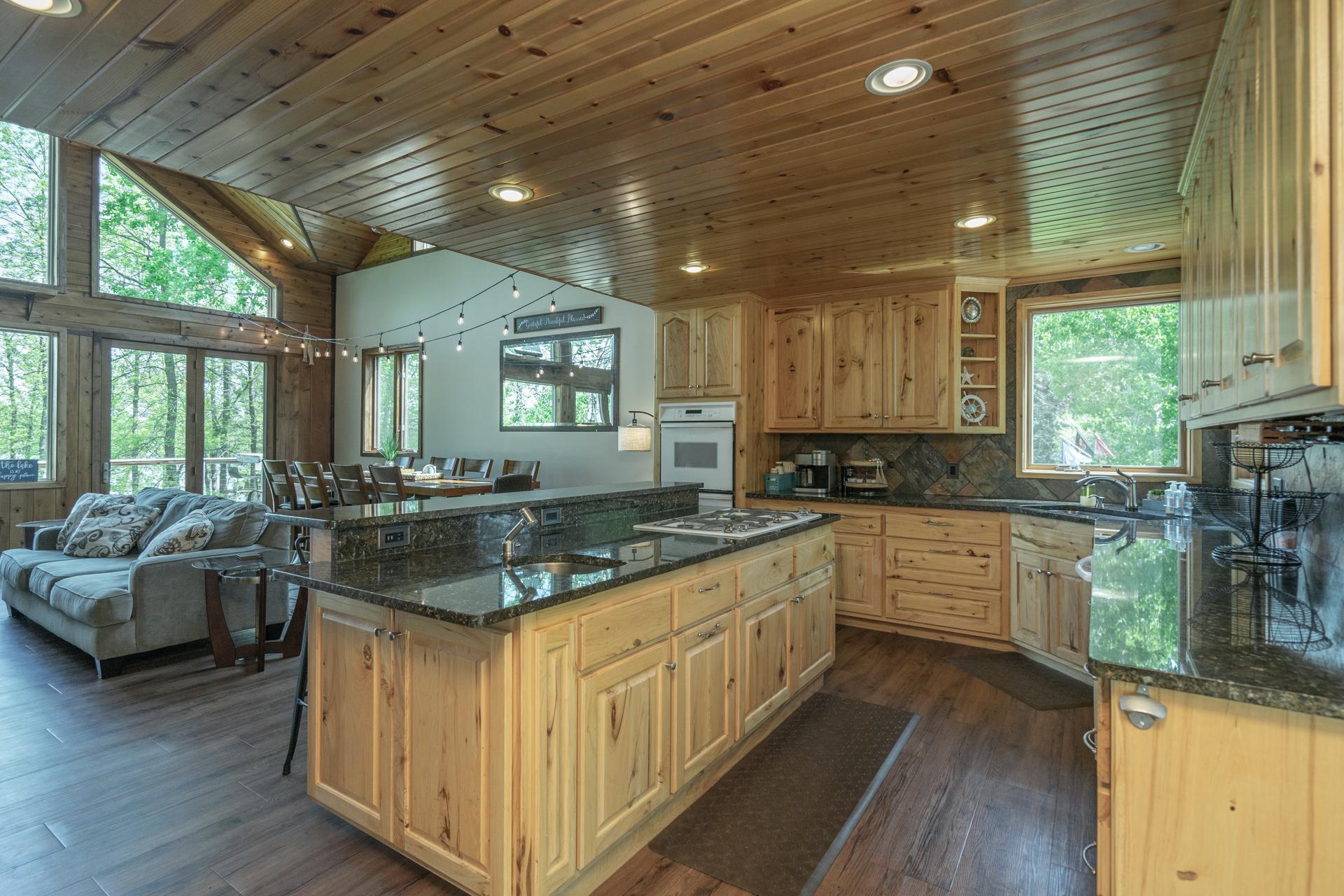 47221 220th Place Property Photo 12