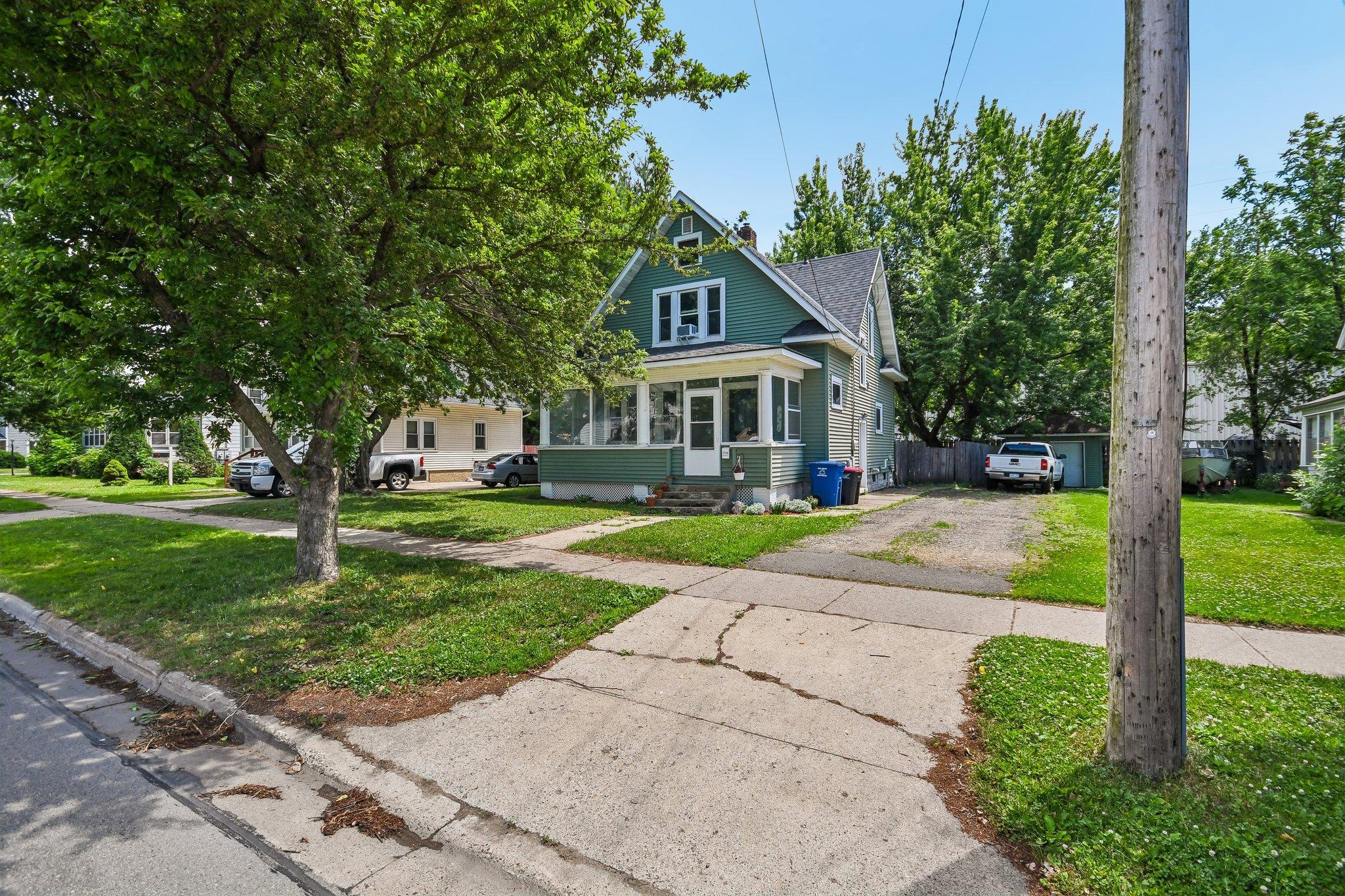 1715 Old West Main Street Property Photo 4