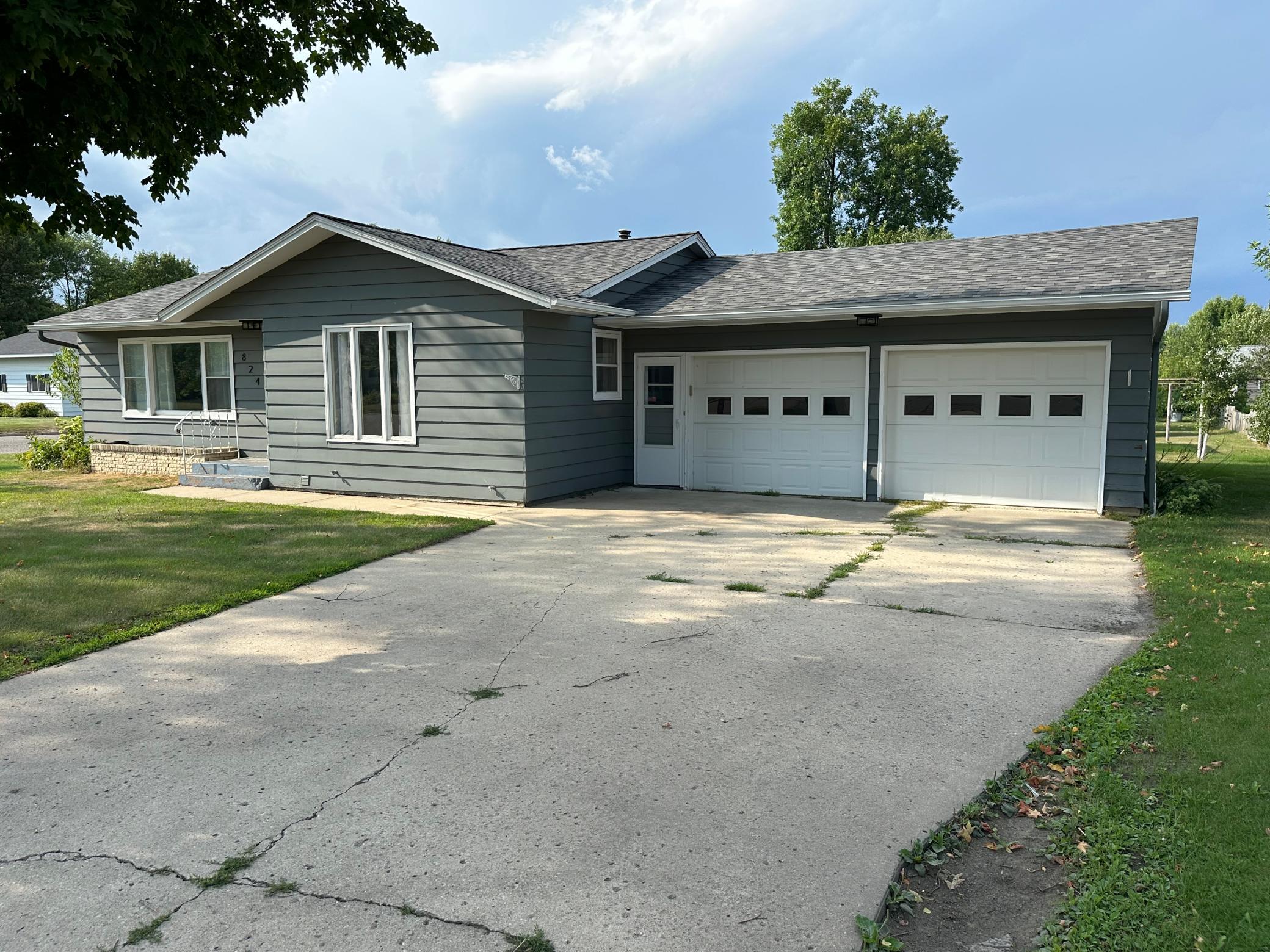 824 Irving Avenue Sw Property Photo 2