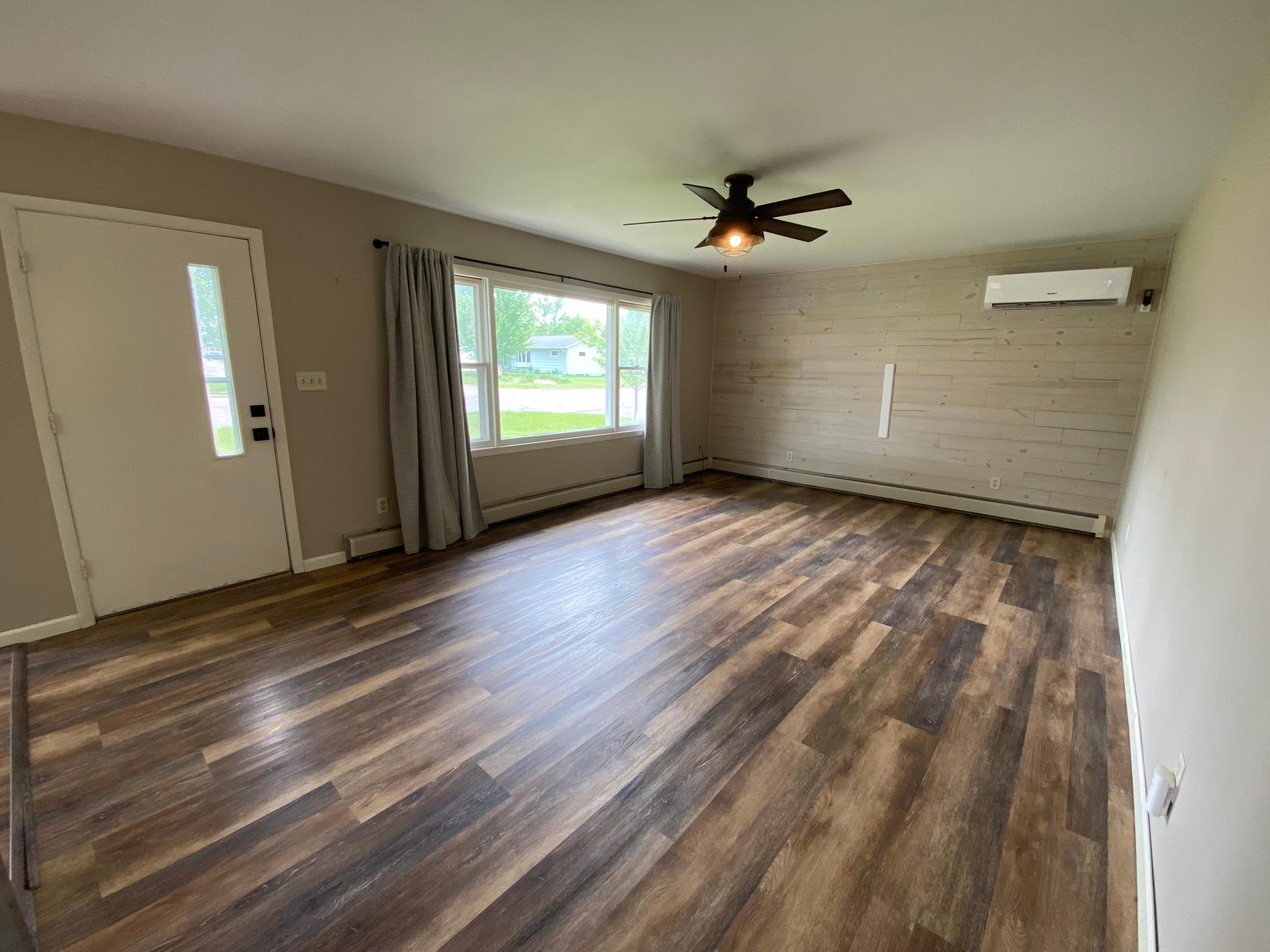 824 Irving Avenue Sw Property Photo 3