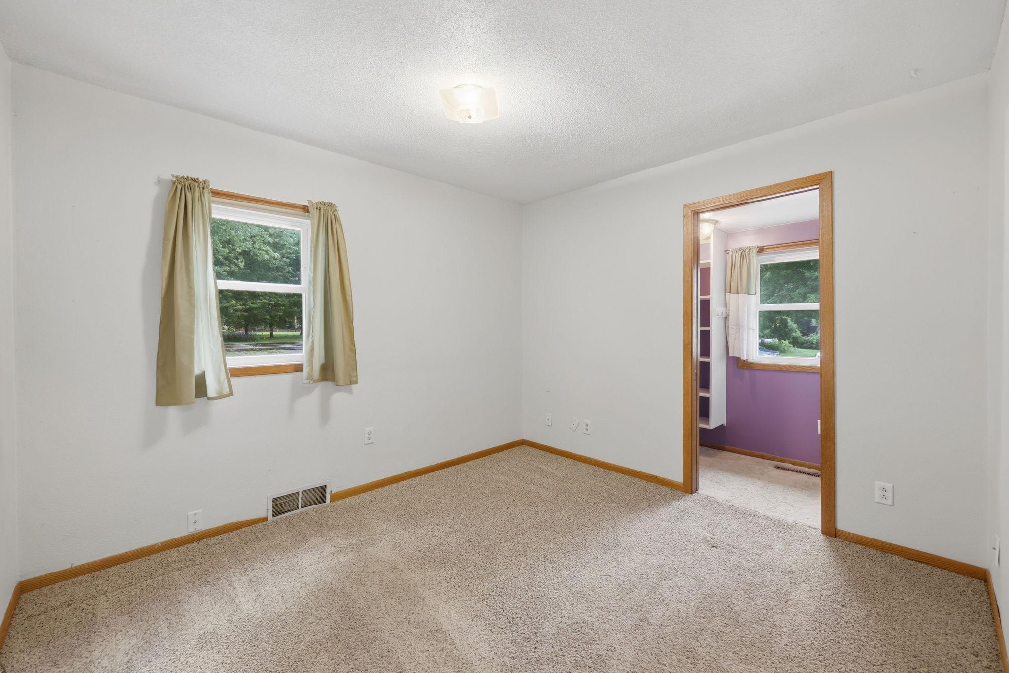 221 11th Street Property Photo 13