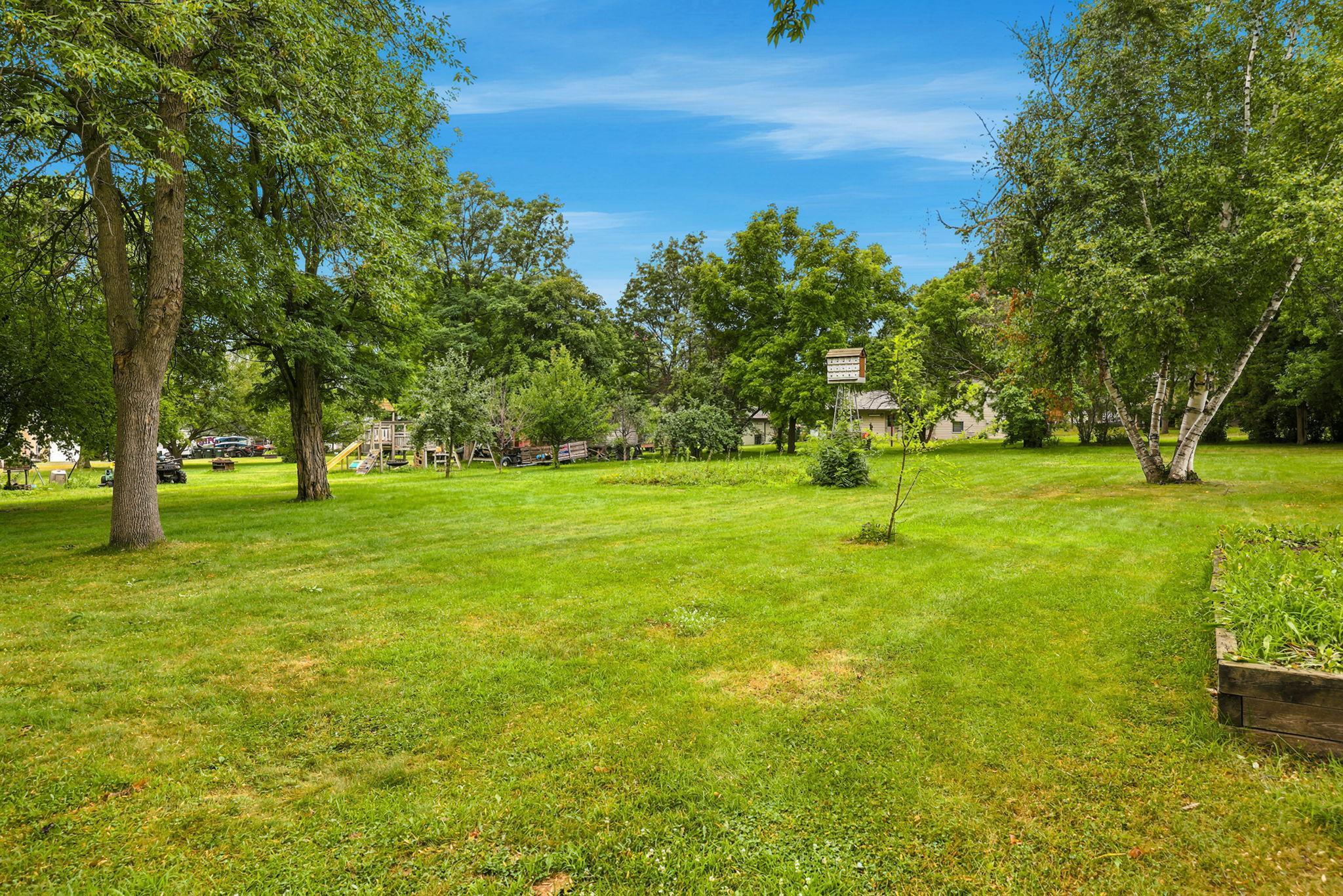 221 11th Street Property Photo 26
