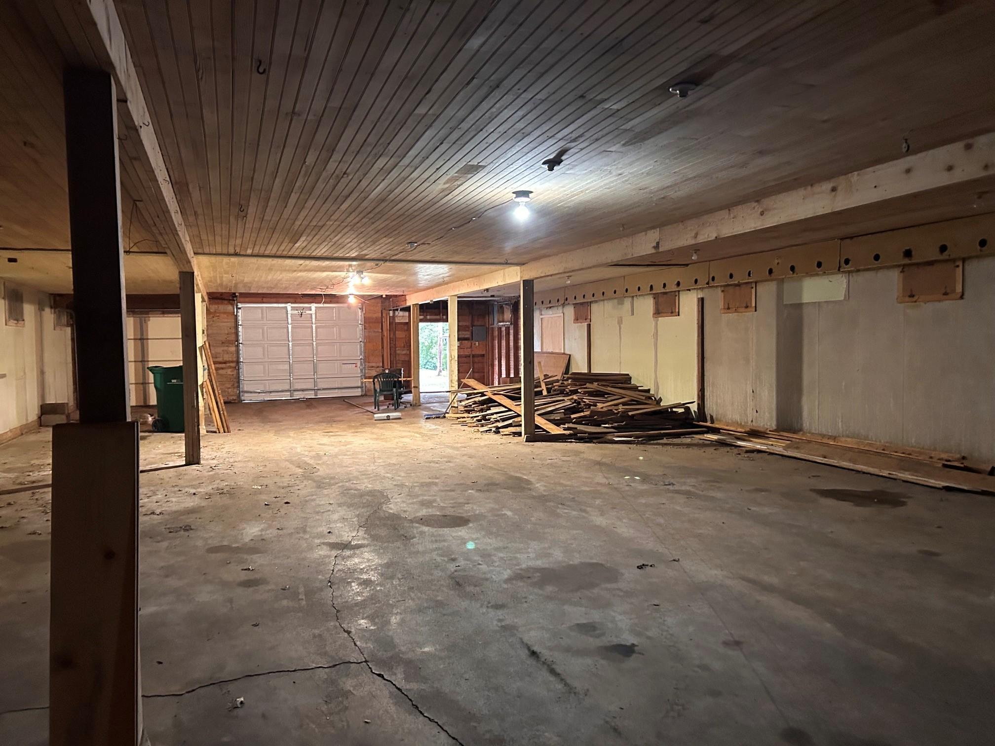 221 11th Street Property Photo 33
