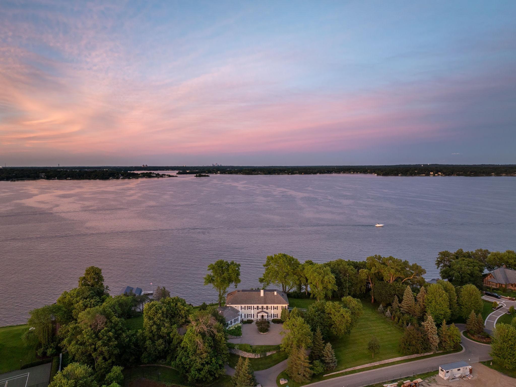 1480 Bracketts Point Road Property Photo 4