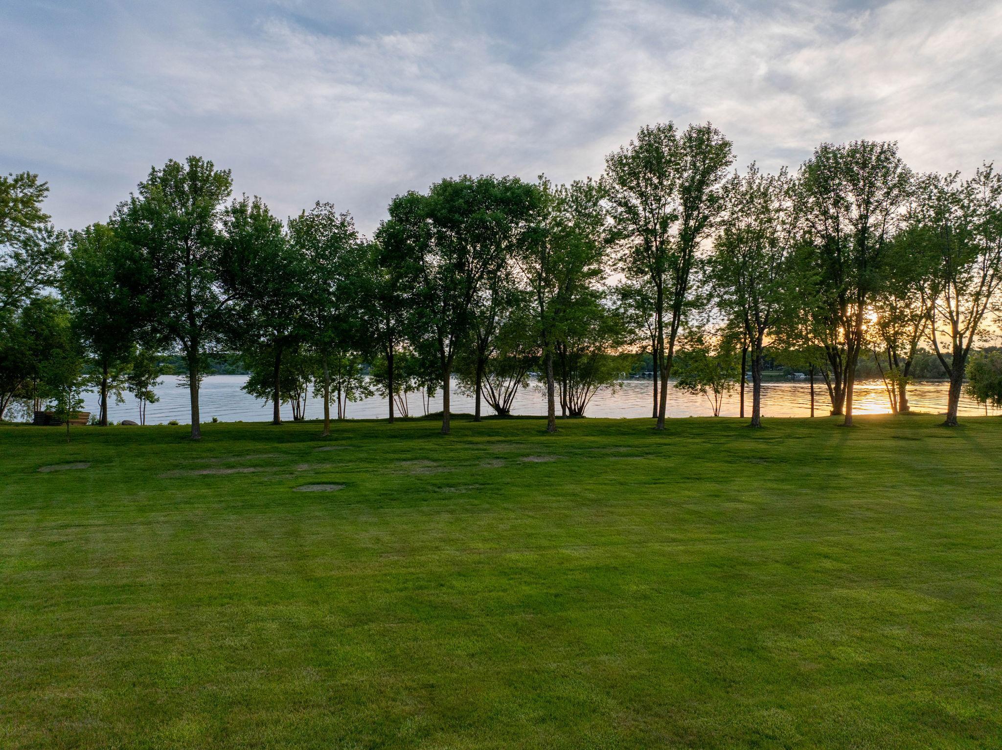 1365 Bracketts Point Road Property Photo 8