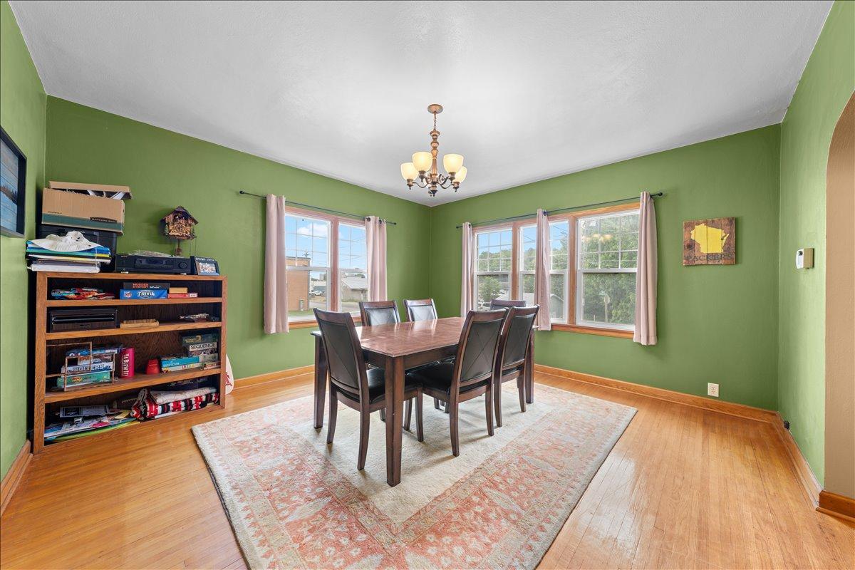 398 E Wall Street Property Photo 5