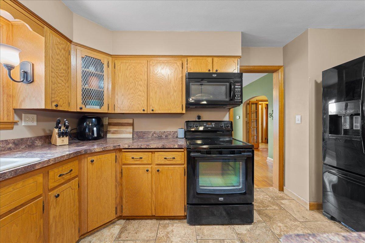 398 E Wall Street Property Photo 12