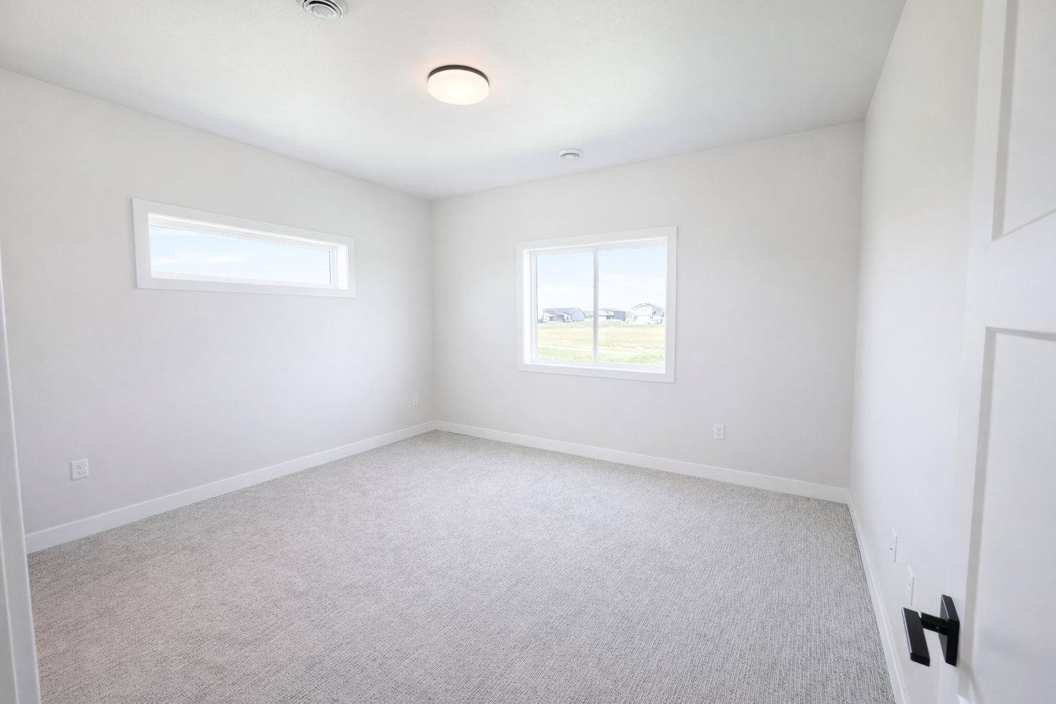 1600 5th Avenue Ne Property Photo 4