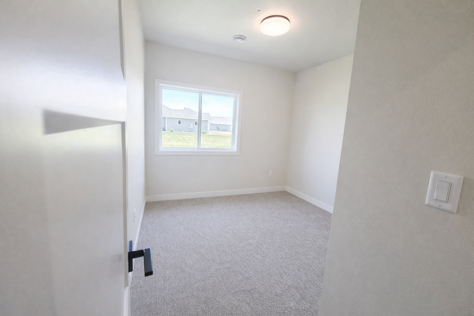 1600 5th Avenue Ne Property Photo 10