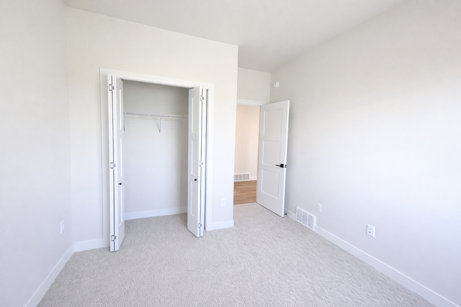 1600 5th Avenue Ne Property Photo 11