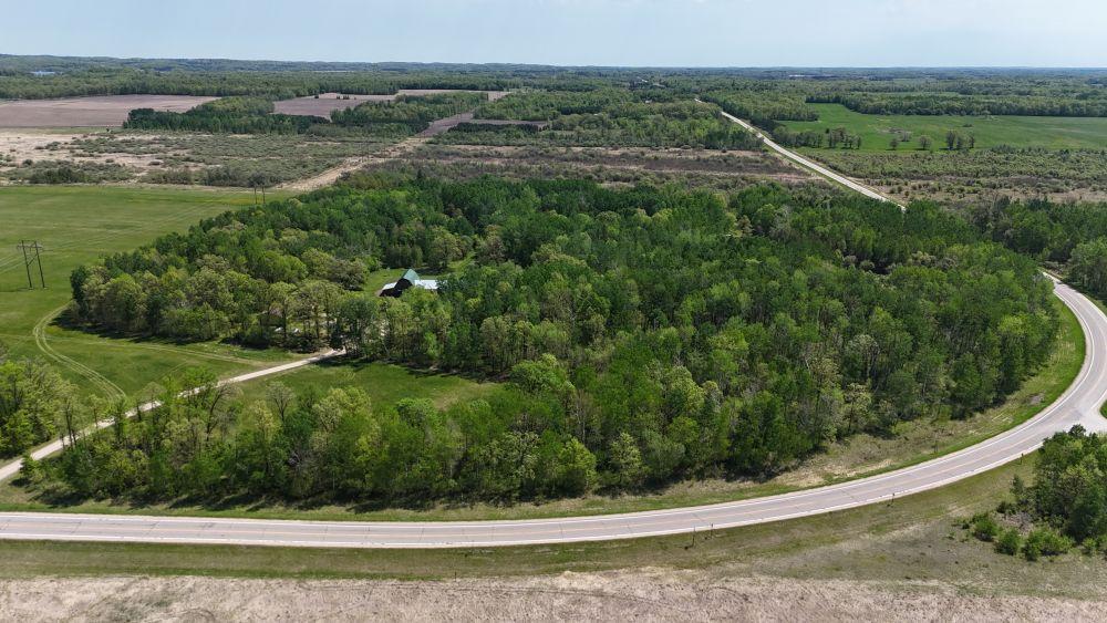 45964 County Highway 36 Property Photo 32
