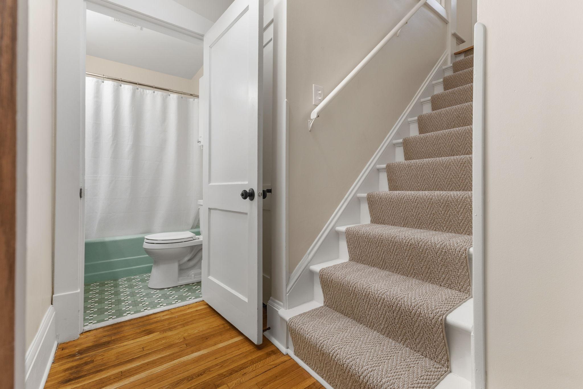 6045 Clinton Avenue Property Photo 20