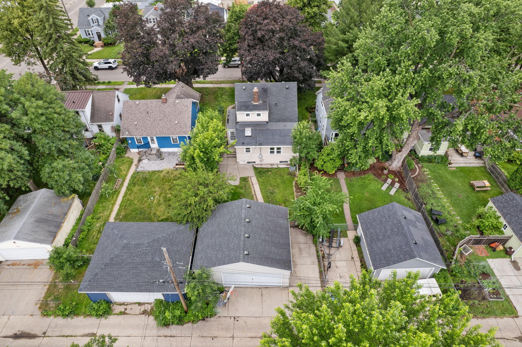 6045 Clinton Avenue Property Photo 67