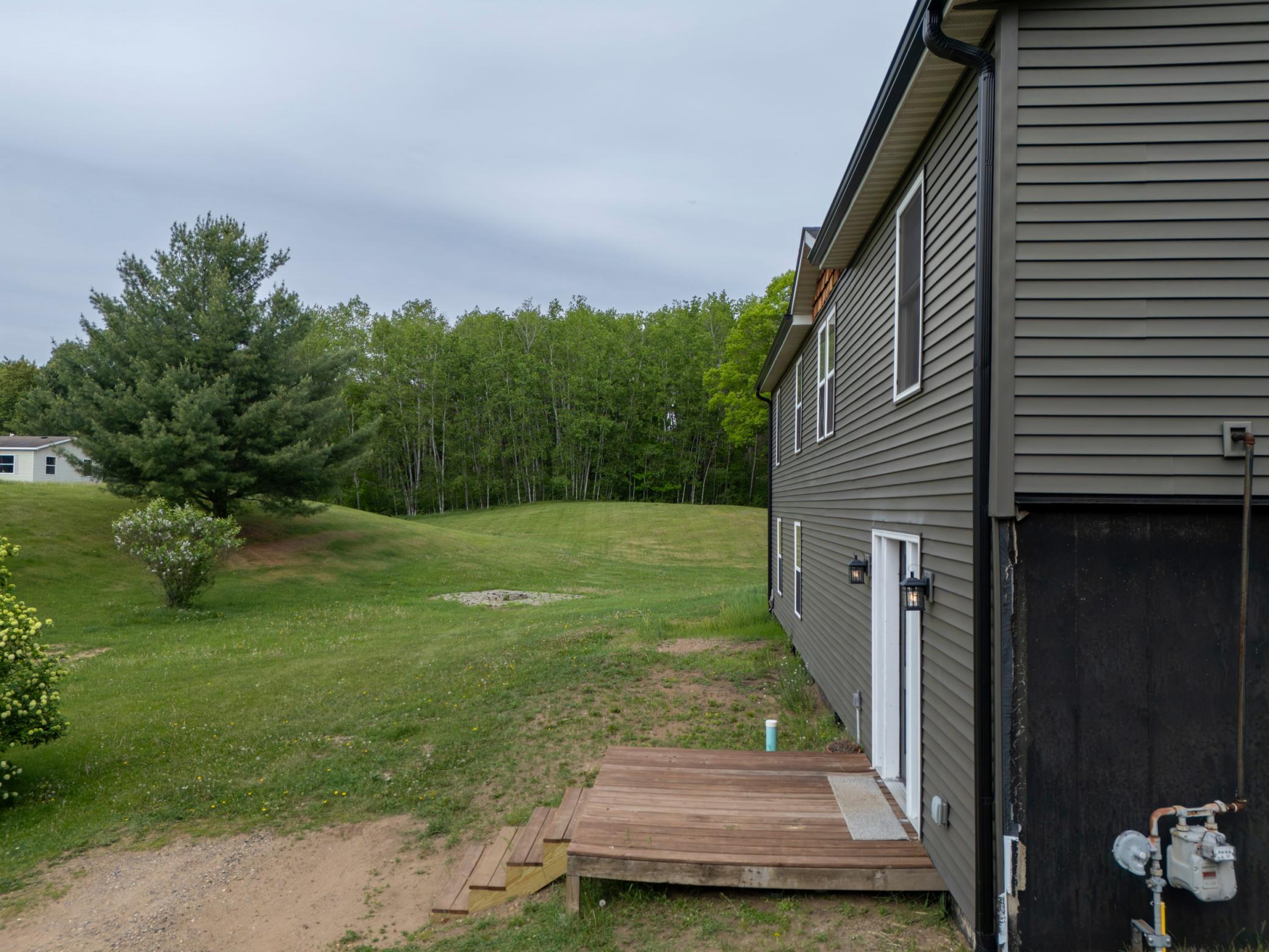 21705 Edwards Drive Property Photo 5