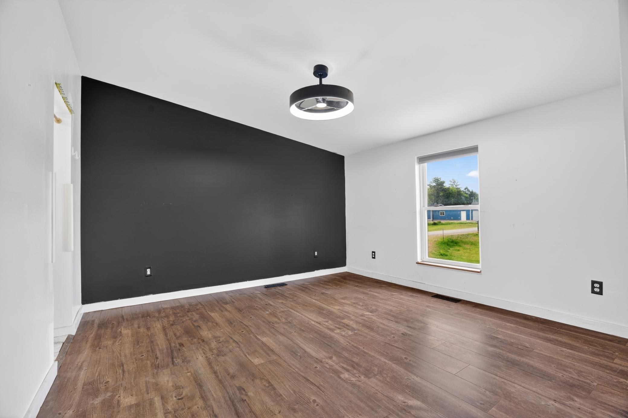 21705 Edwards Drive Property Photo 19