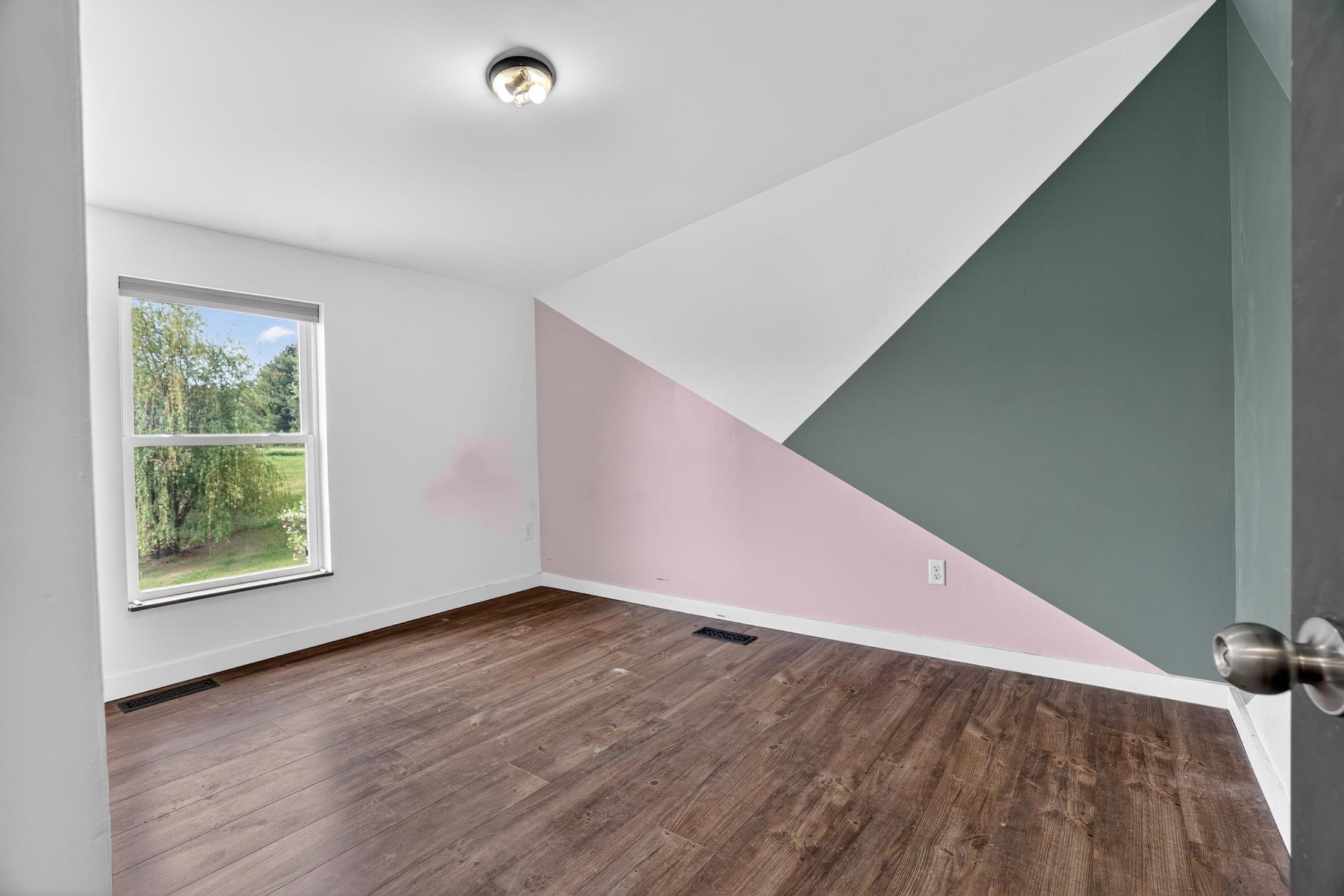 21705 Edwards Drive Property Photo 23