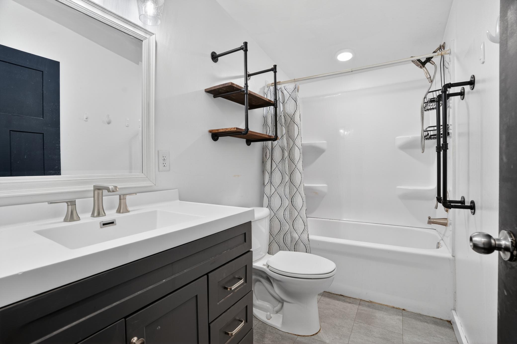 21705 Edwards Drive Property Photo 26