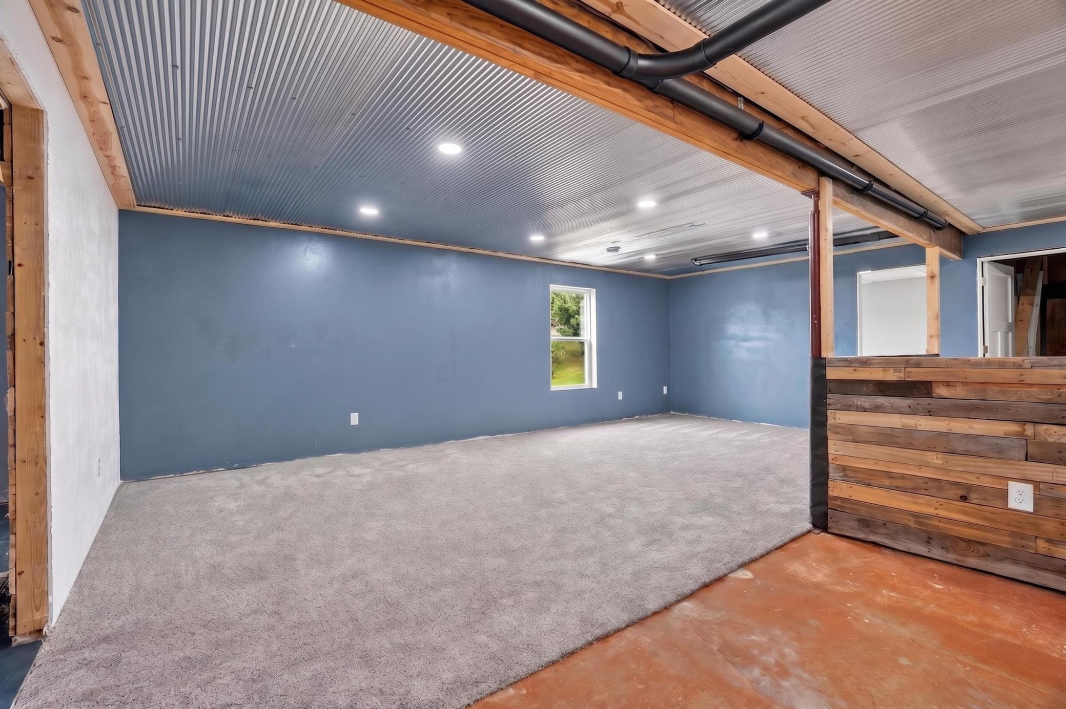 21705 Edwards Drive Property Photo 29