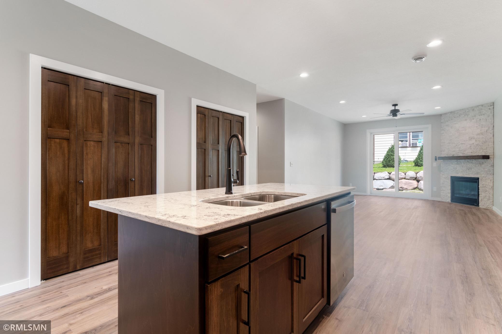 406 Kottke Court Se Property Photo 4