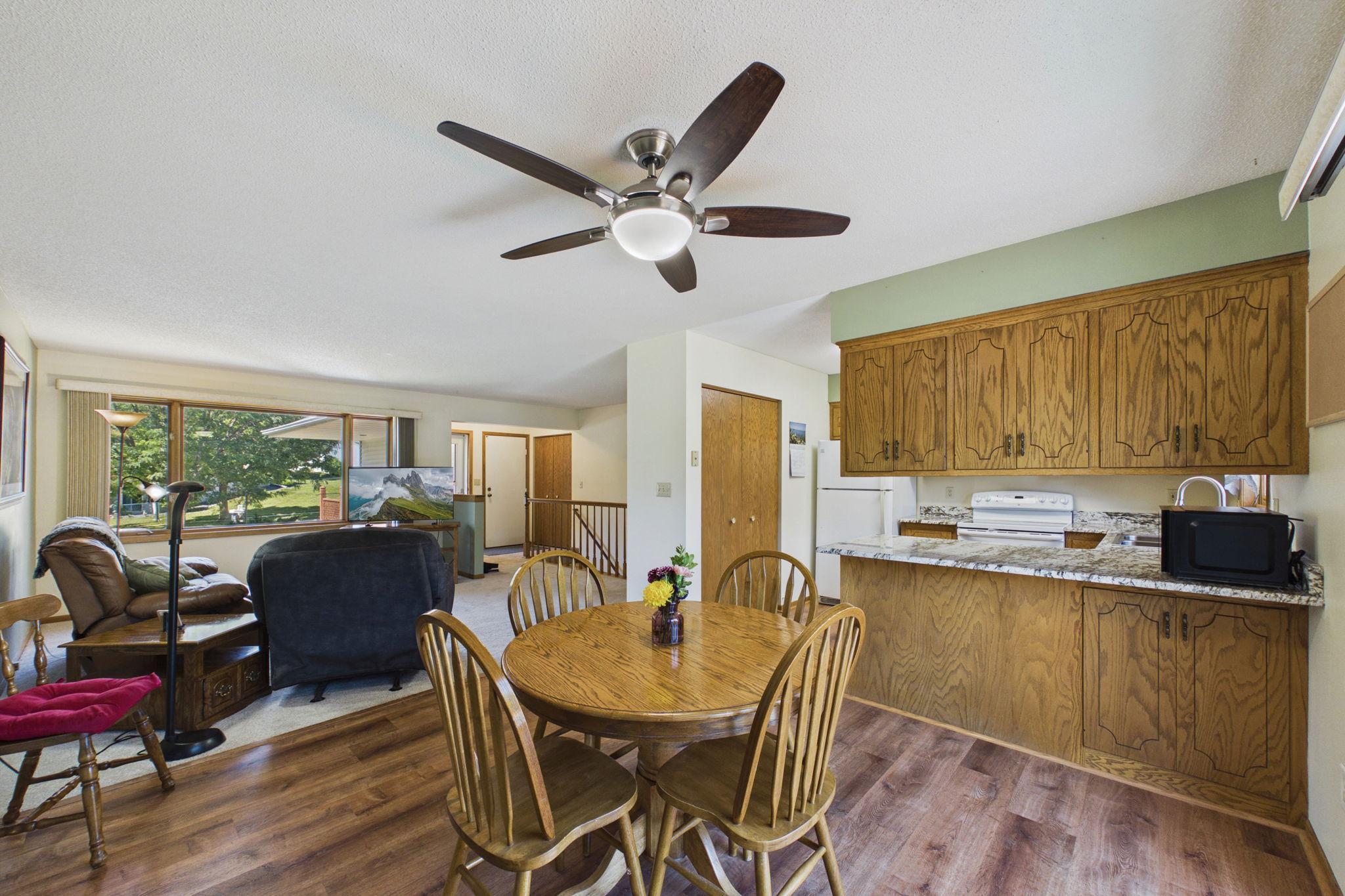 4335 Valley Drive Nw Property Photo 7