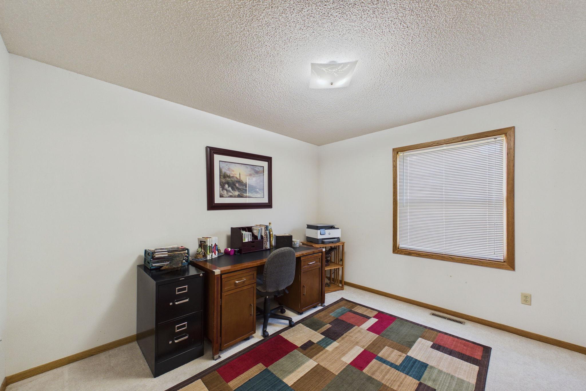 4335 Valley Drive Nw Property Photo 8