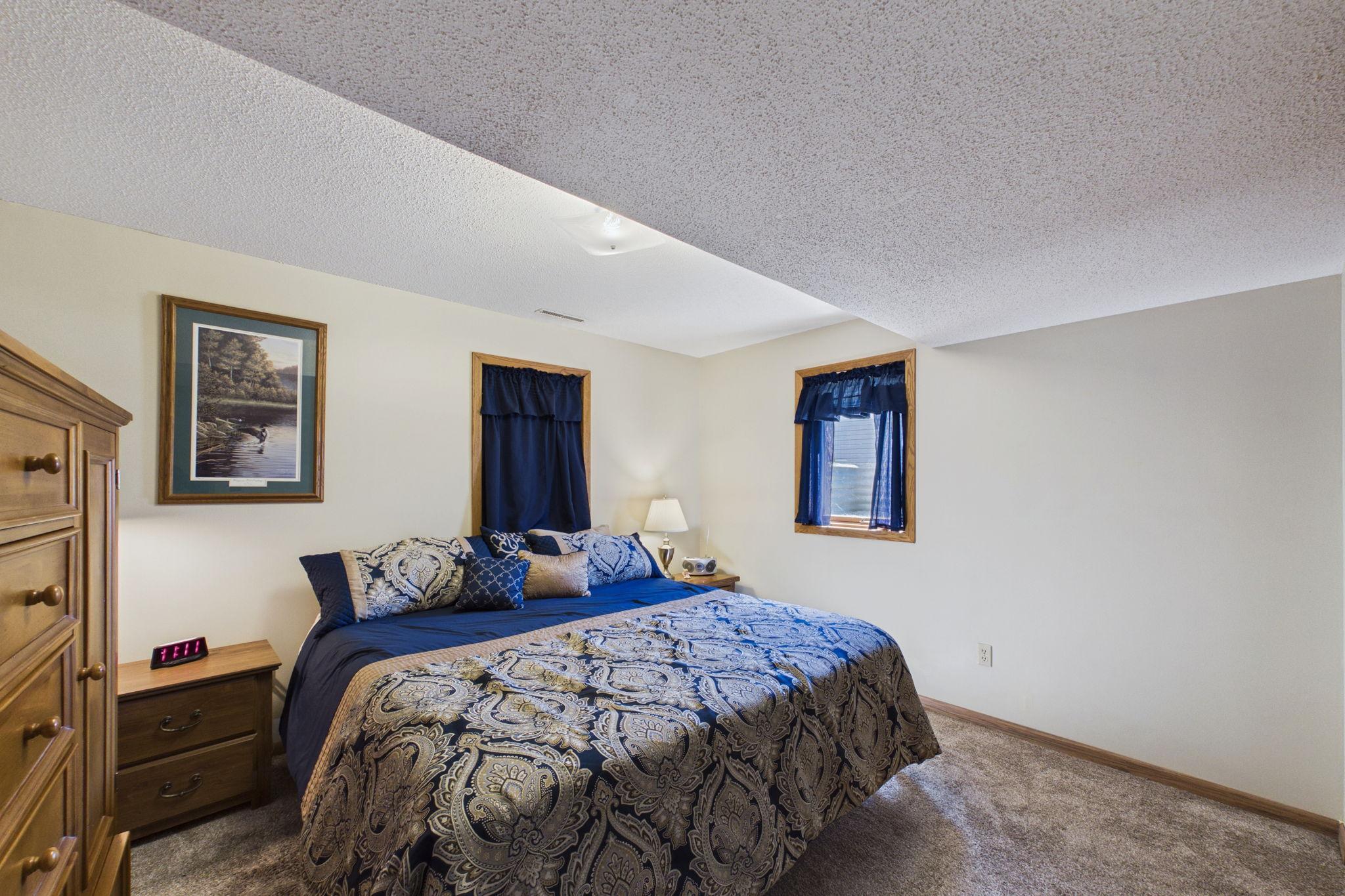 4335 Valley Drive Nw Property Photo 9