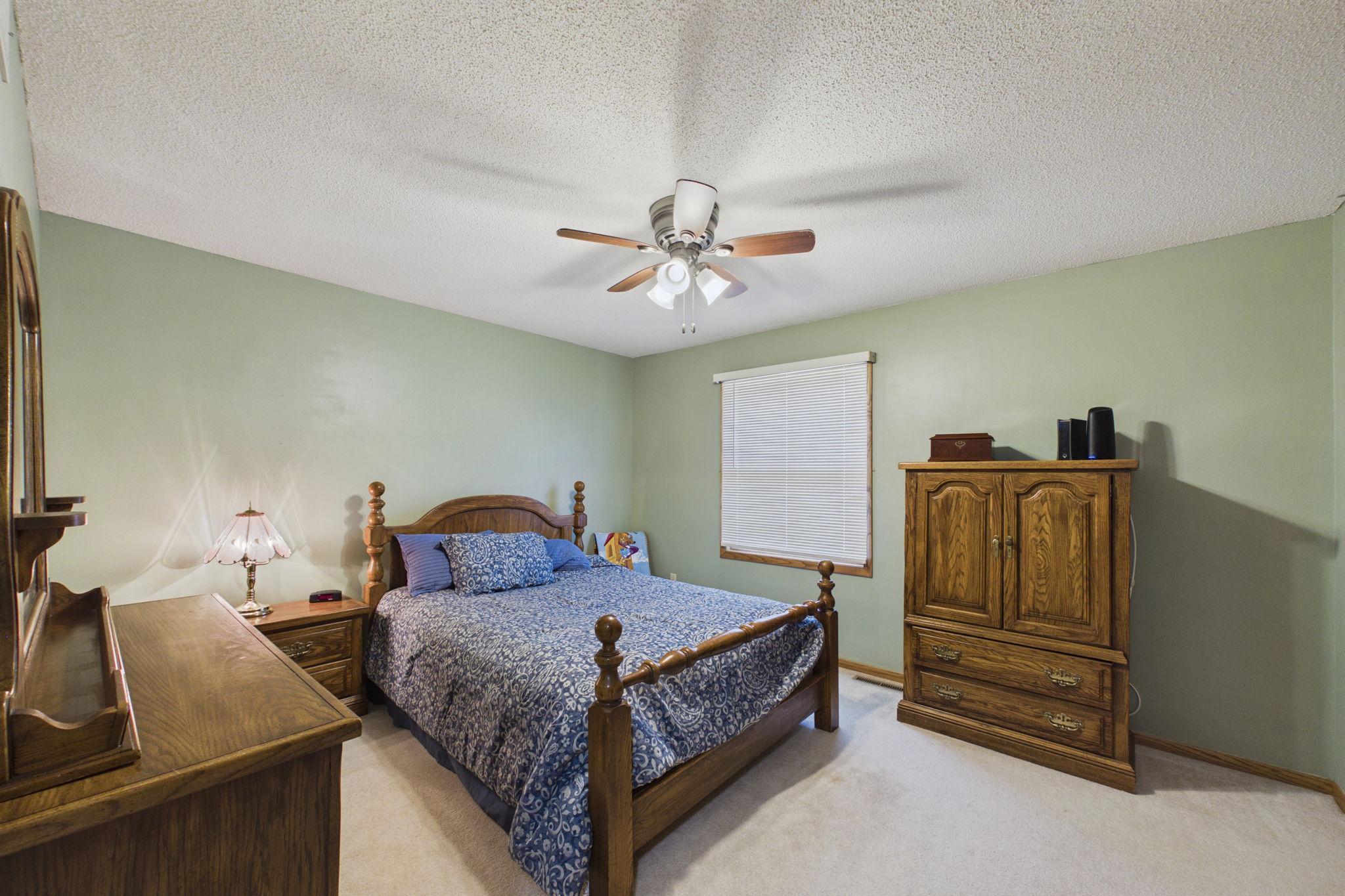 4335 Valley Drive Nw Property Photo 11
