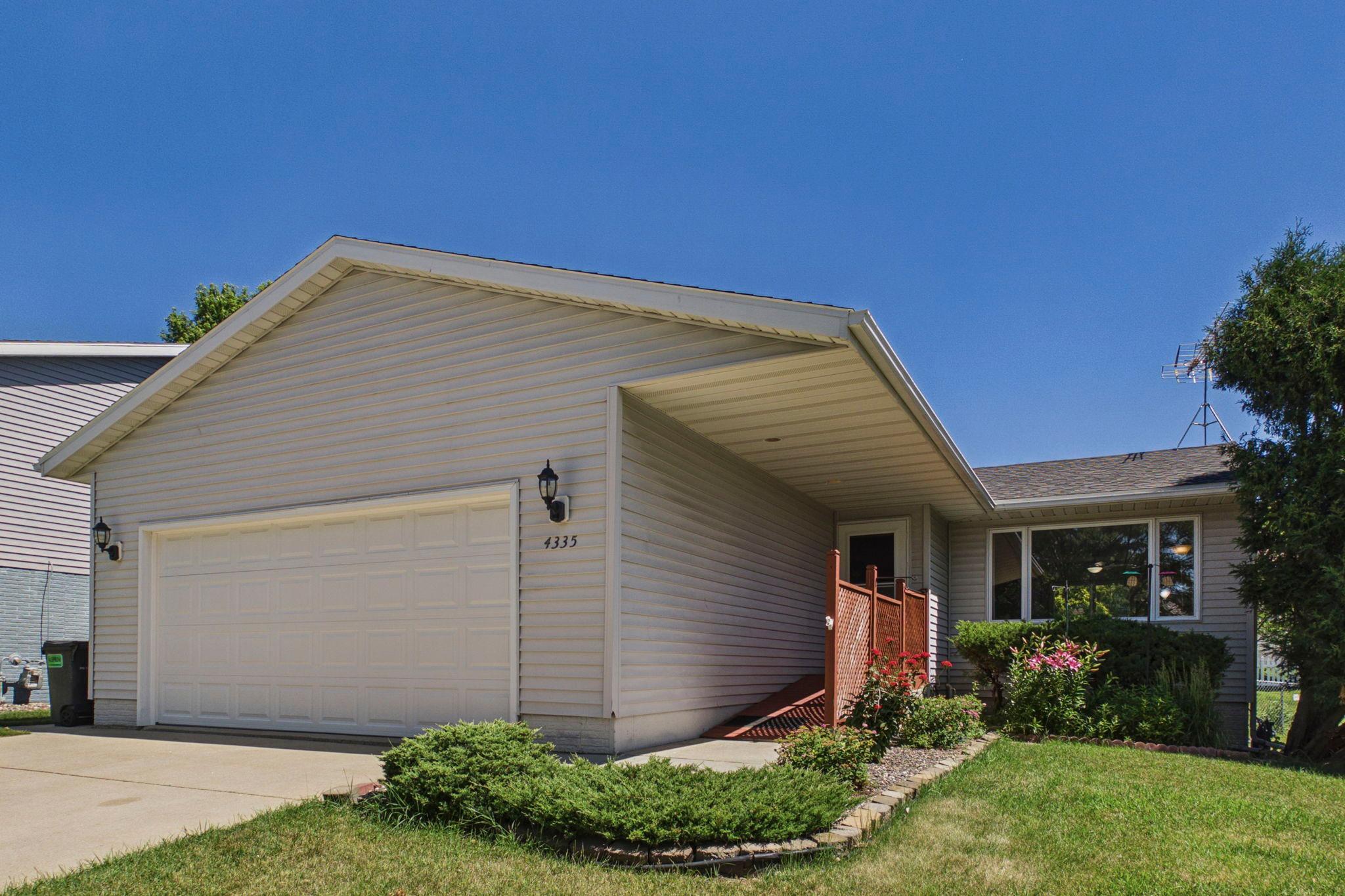 4335 Valley Drive Nw Property Photo 25