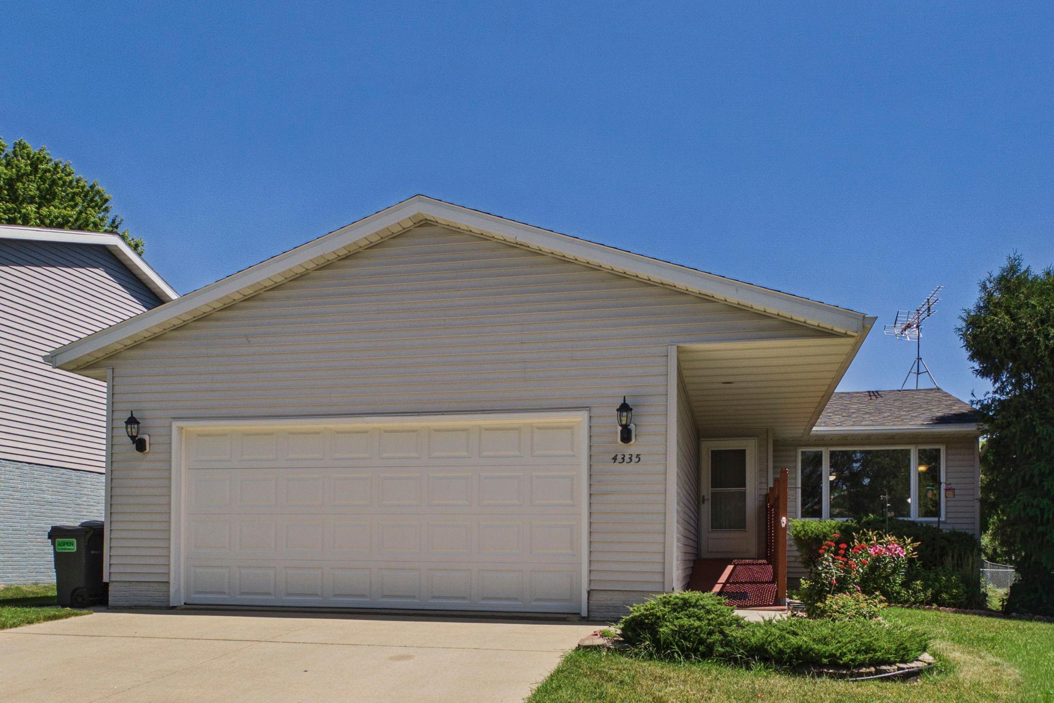 4335 Valley Drive Nw Property Photo 26