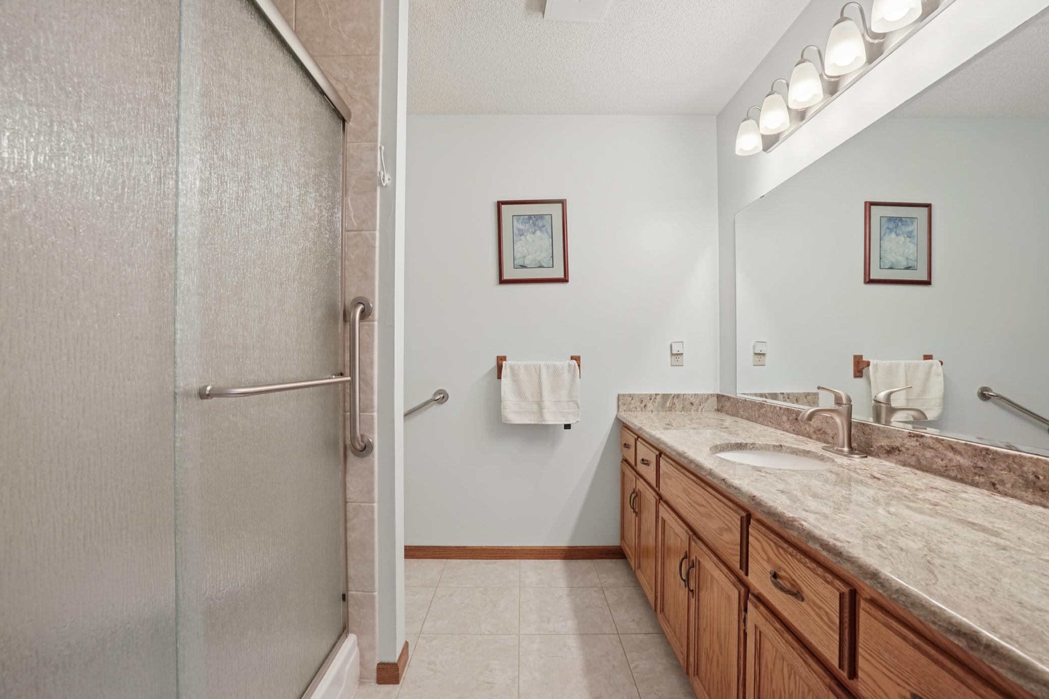 660 Riverview Drive 550 Property Photo 18